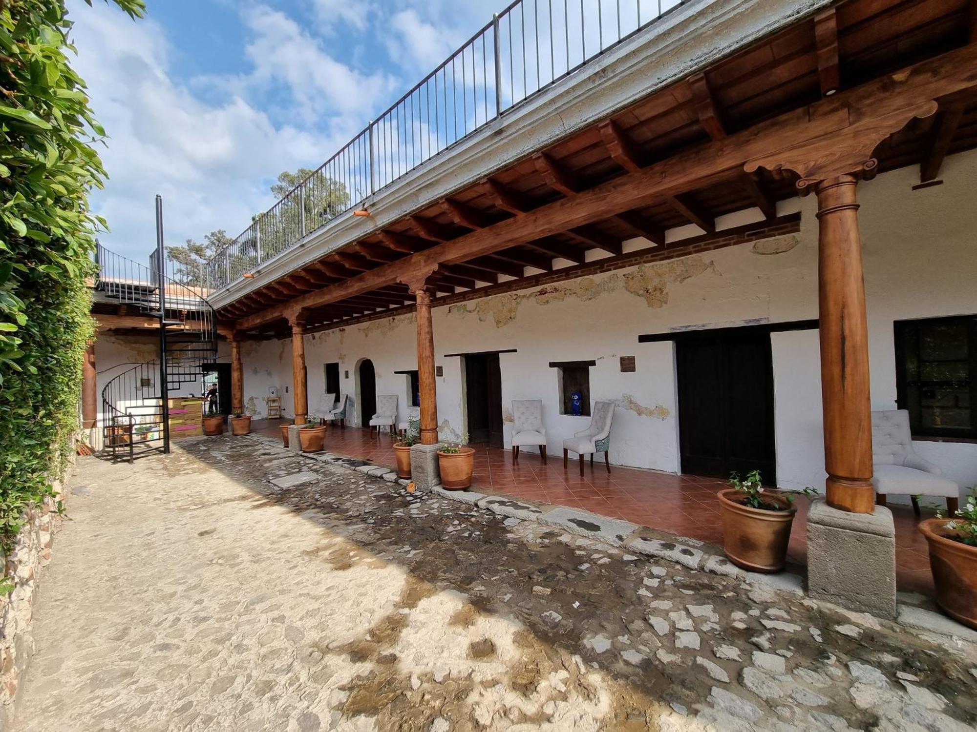 Central Hostel San Sebastian Antigua Exterior foto